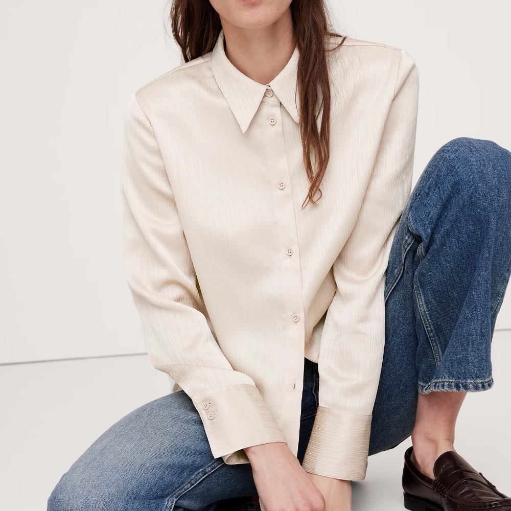 BANANA REPUBLIC NWT CRINKLE ASYMMETRICAL SHIRT Med